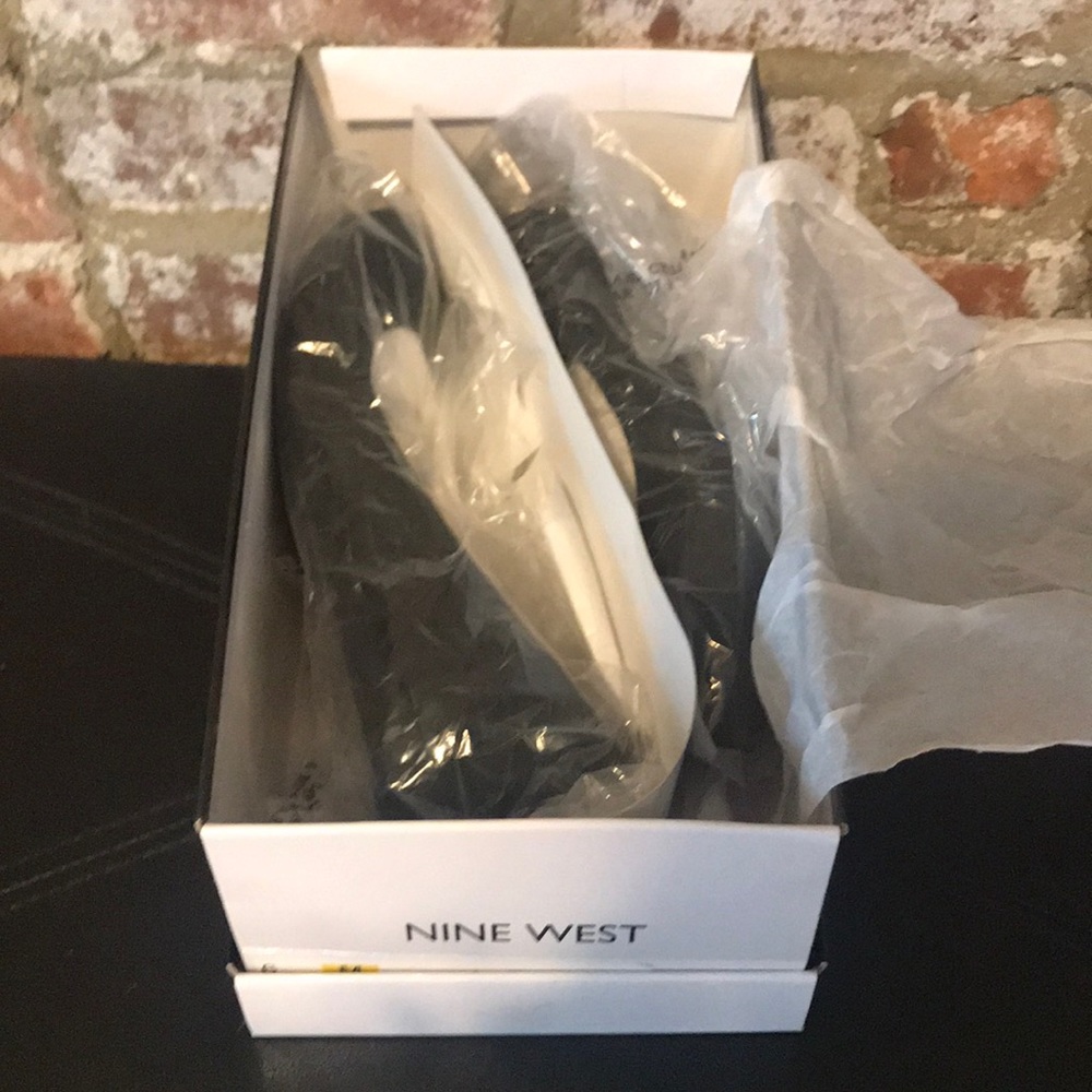 Nine West Black Suede Flats - Picture 8 of 8